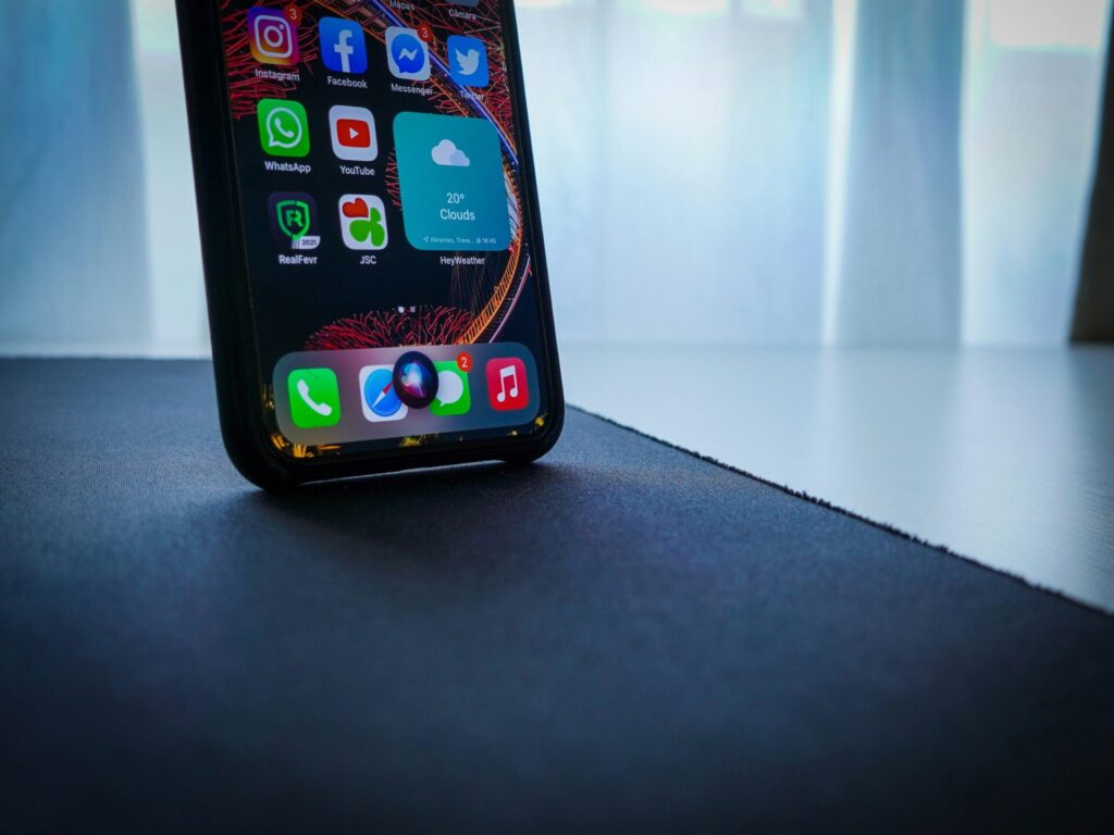 Essential Siri Commands for Everyday Use