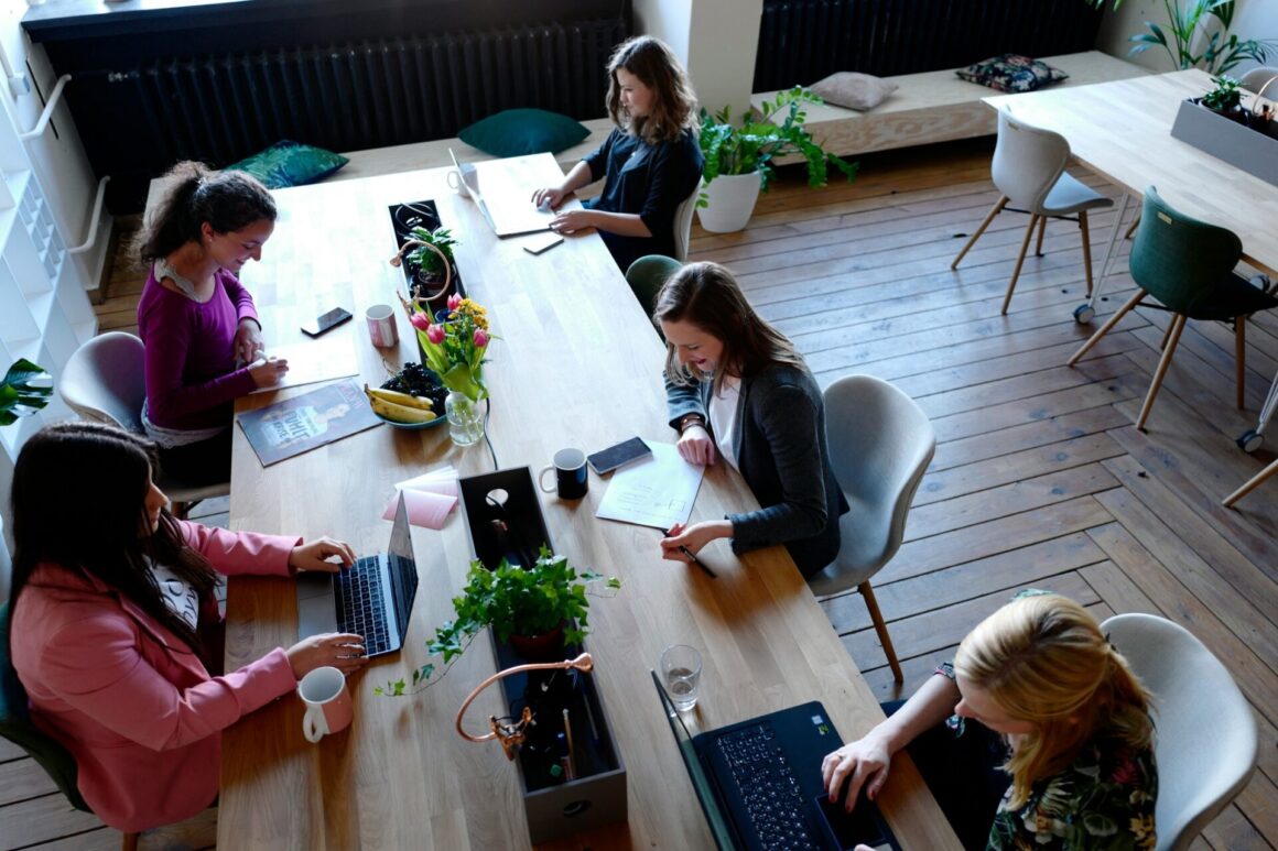 From Idea to Empire: Essential Tech Tools for Female Entrepreneurs Starting Their Journey