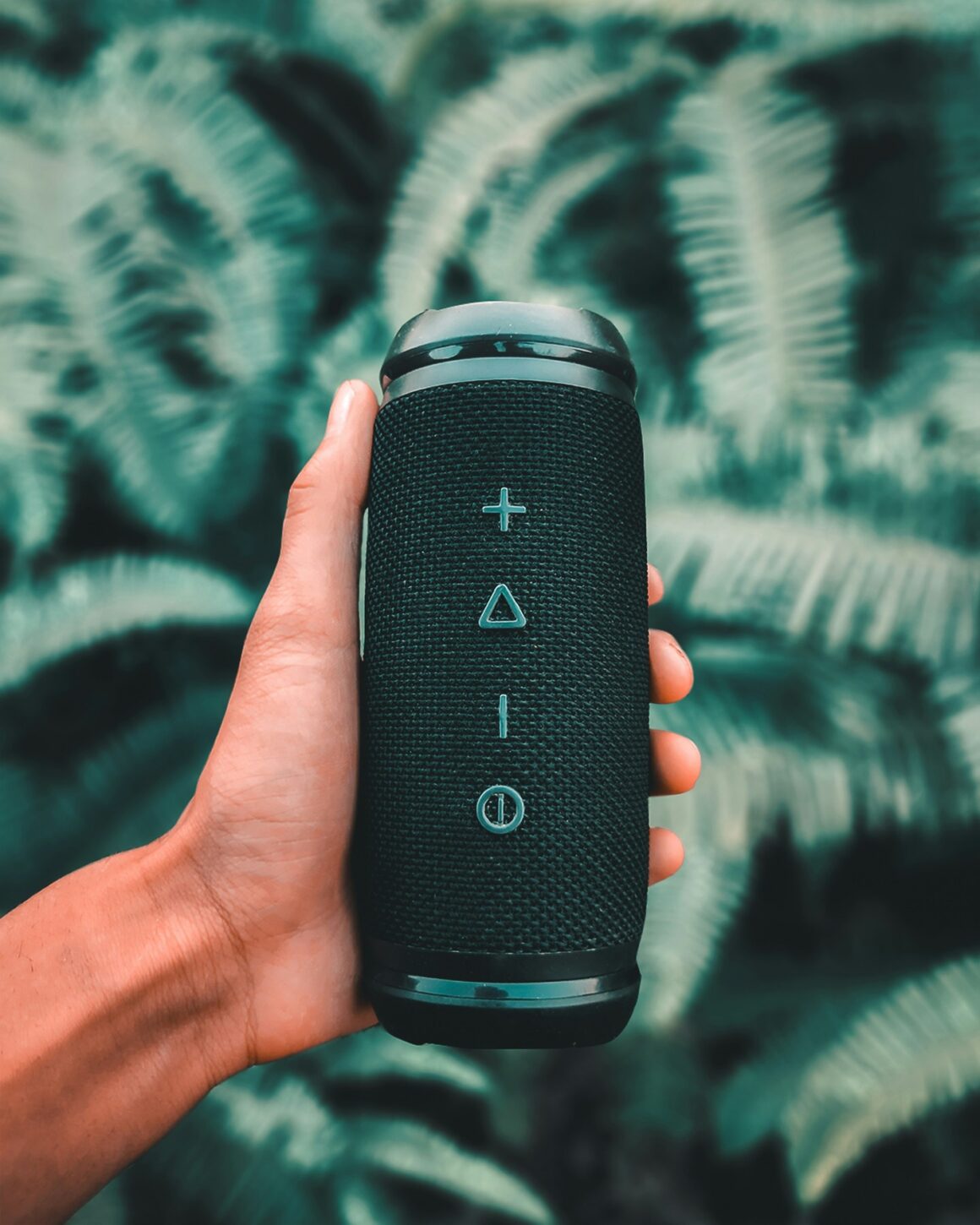 Bluetooth Speakers: Which Pair Best with iPhones?